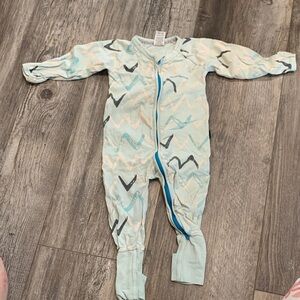 Bonds Kids One Piece with Blue and Gray Zigzag